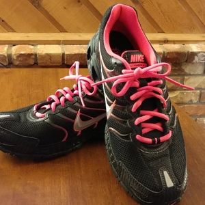 NIKE AIR MAX TORCH 4 SNEAKERS